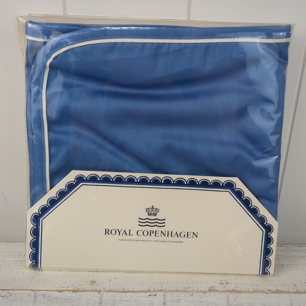 Vintage Royal Copenhagen Blue Fluted Satin Cotton Table Napkins Set of 6
